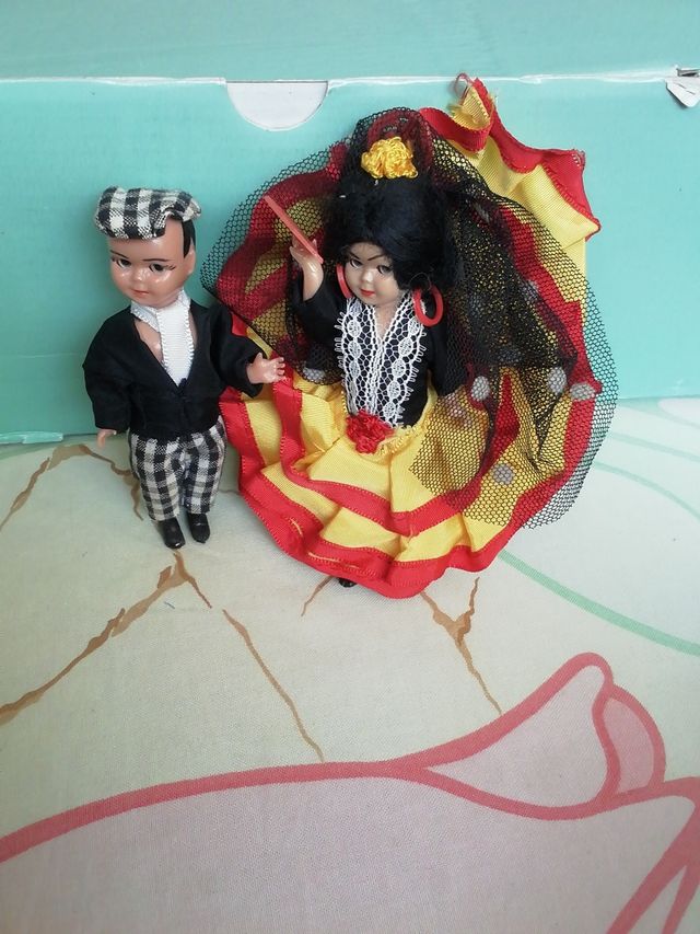 pareja de muñecos vintage