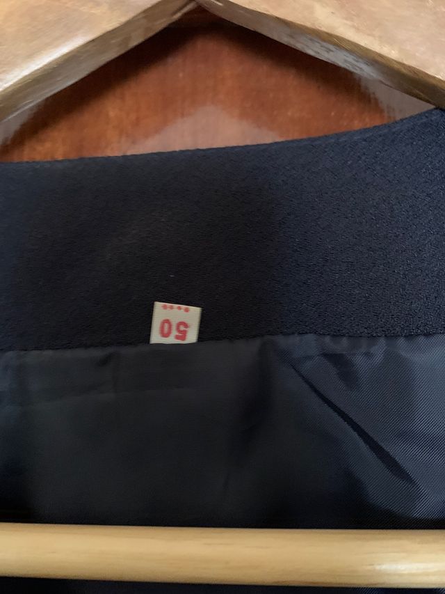 Traje chaqueta y falda