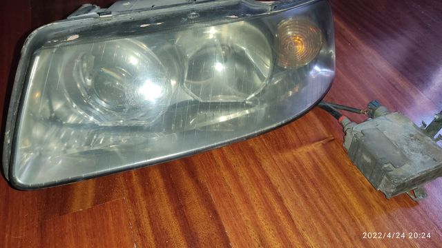 faro A3 xenon izquierdo año 2004