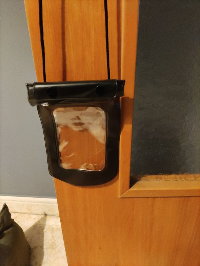 Funda anti lluvia para móvil nueva