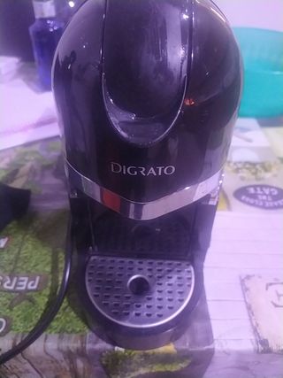 Cafetera de cápsulas de segunda mano en Torrent en WALLAPOP