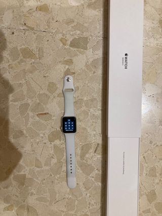 APPLE WATCH SERIES 3 38MM C/2 CORREAS Segunda mano en Nolotire Santiago de  Compostela