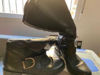 Botas marca clarks 37 como nuevas de segunda mano por 25 EUR en Bormujos en  WALLAPOP
