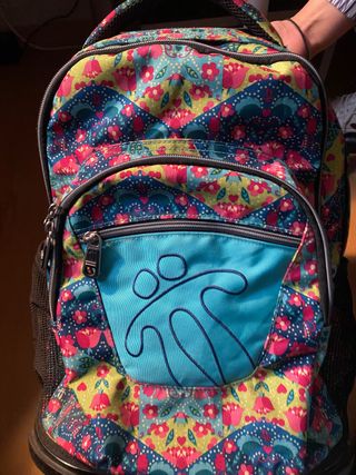 Mochila con ruedas TOTTO de segunda mano por 30 EUR en Úbeda en WALLAPOP