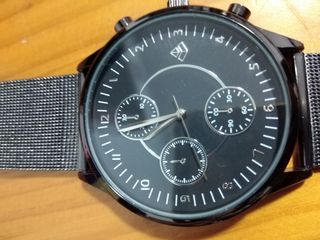 Relojes hombre marca bershka de segunda mano por 14 EUR en Valencia en  WALLAPOP