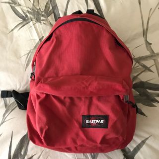Mochila eastpak de segunda mano en WALLAPOP