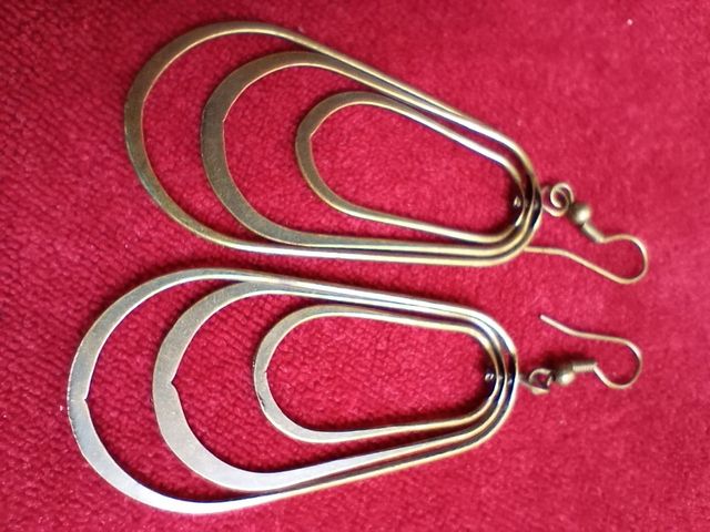 Pack de pendientes de bisutería y acero