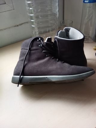 Muroexe zapatos botas para hombre o mujer de segunda mano por 30 EUR en  Cornellà de Llobregat en WALLAPOP