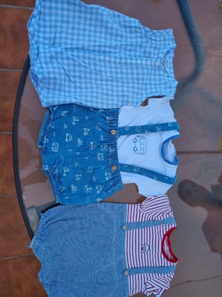 Ropa Bebé 2-4 meses de segunda mano por 15 EUR en Andújar en WALLAPOP