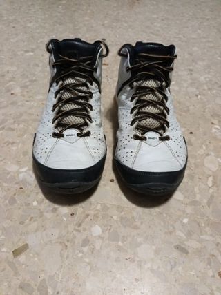Zapatillas Jordan originales AND1 de segunda mano por 15 EUR en Campo  Olivar en WALLAPOP