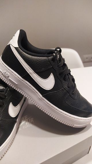 Nike Air force 1 talla 37\\'5. NUEVAS Y ORIGINALES de segunda mano por 50  EUR en Requena en WALLAPOP