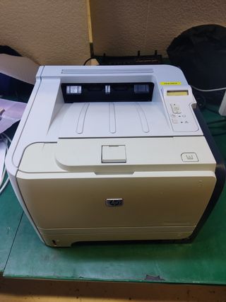 Impresora HP LaserJet P2055dn de segunda mano por 50 EUR en Santander en  WALLAPOP