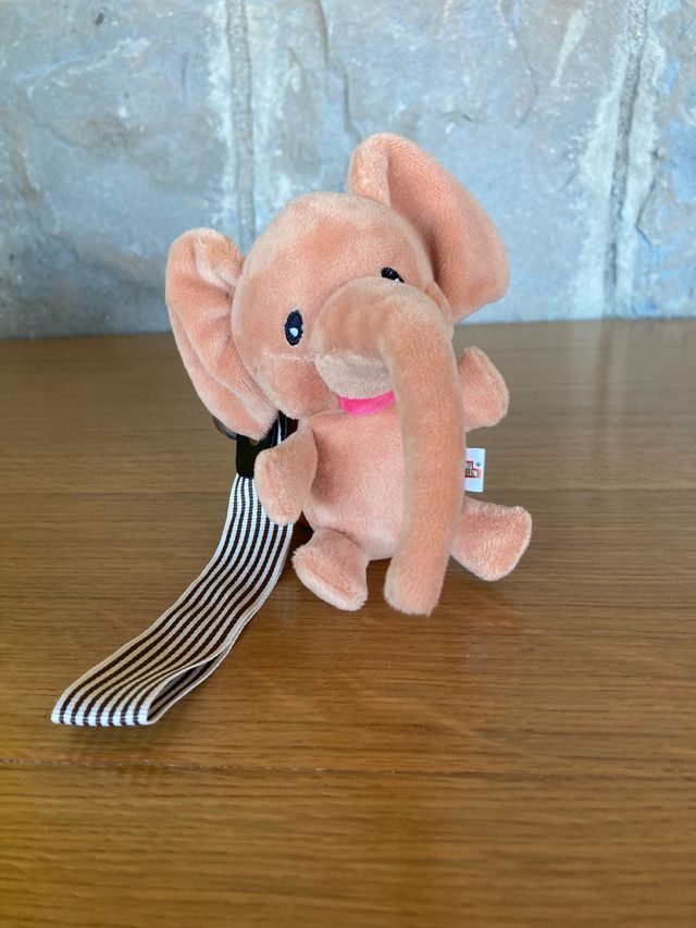 2 LLAVEROS DE PELUCHE