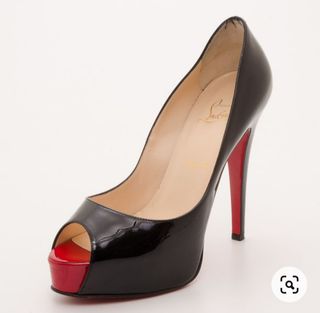 Zapatos Louboutin de segunda mano en WALLAPOP