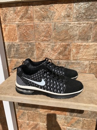 Nike Air (Talla 45) de segunda mano por 35 EUR en L\\' Hospitalet de  L\\'infant en WALLAPOP