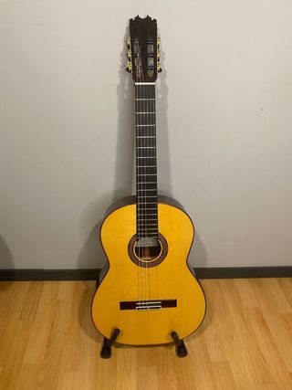 Guitarra Flamenca de segunda mano por 2.500 EUR en Mairena del Alcor en  WALLAPOP