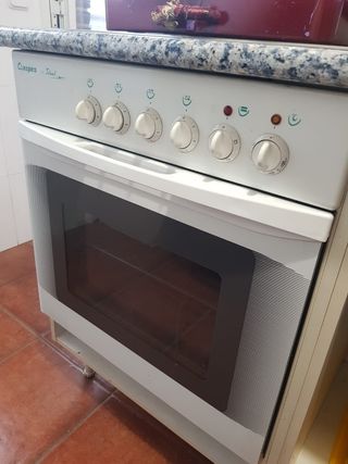 Horno aspes de segunda mano en Madrid en WALLAPOP
