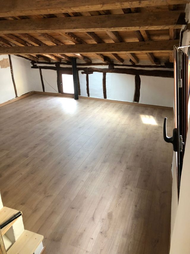 tarima ,rodapie y puertas