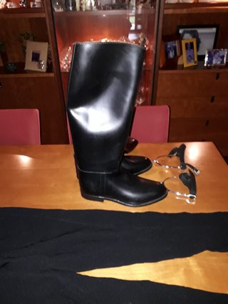 Botas de montar AIGLE, sin estrenar de segunda mano por 40 EUR en Sant Just  Desvern en WALLAPOP