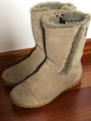 Botas nieve Novadry talla 35 de segunda mano por 10 EUR en Madrid en  WALLAPOP