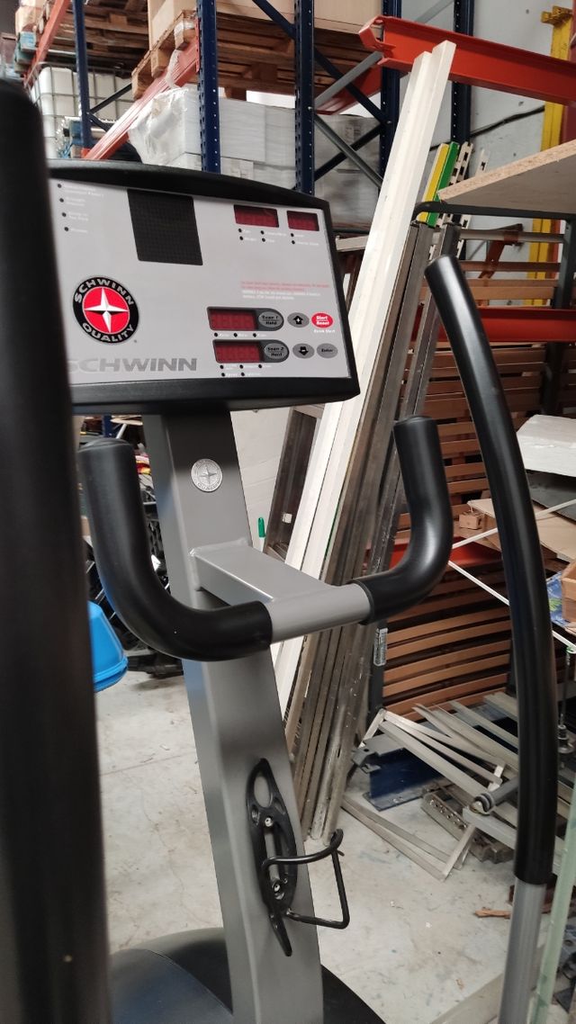 Bicicleta Elíptica Schwinn 410i Crosstrainer