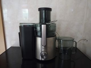 Licuadora QILIVE de segunda mano por 25 EUR en Vilagarcía de Arousa en  WALLAPOP