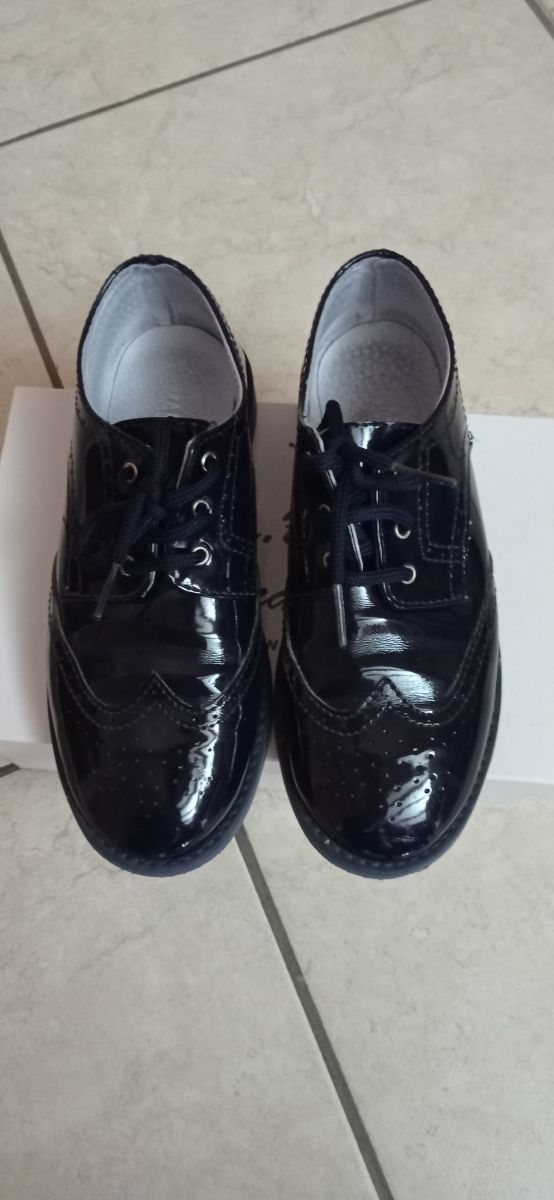 mocassini eleganti di vernice blu+ cintura