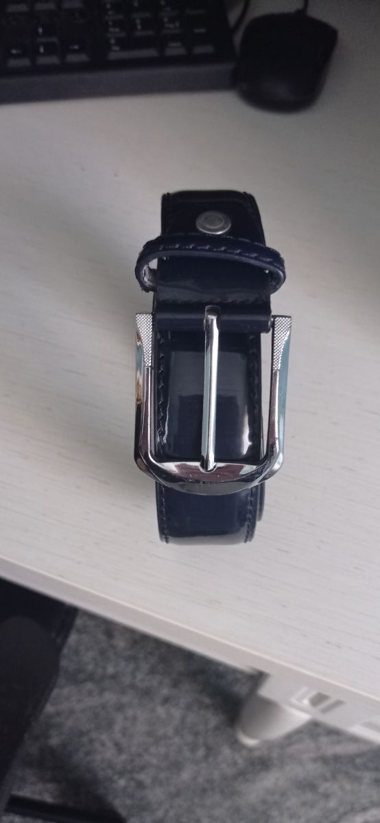 mocassini eleganti di vernice blu+ cintura