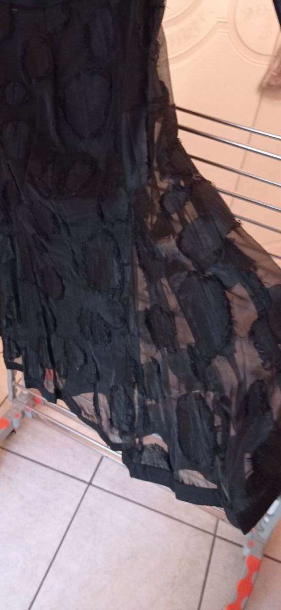 completo di giacca, top e gonna in lino e organza