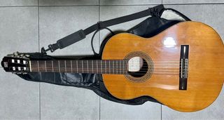 Guitarra Española Alhambra 3C de segunda mano por 249 EUR en Barcelona en  WALLAPOP