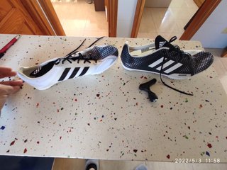 Zapatillas talla 42 Adidas Clavos velocidad de segunda mano por 30 EUR en  Loma de Cuenca en WALLAPOP