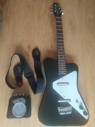 Guitarra Danelectro DanoPro 2007 reissue de segunda mano por 400 EUR en Las  Rozas de Madrid en WALLAPOP
