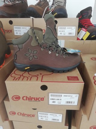 Bota chiruca Monique de segunda mano por 139 EUR en Jaén en WALLAPOP