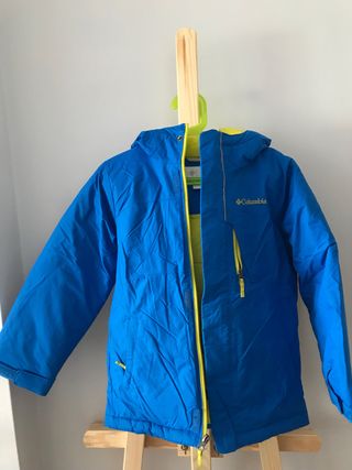 Conjunto de ropa de Nieve\\/Esquí Columbia. de segunda mano por 50 EUR en  Santa Cruz de Tenerife en WALLAPOP