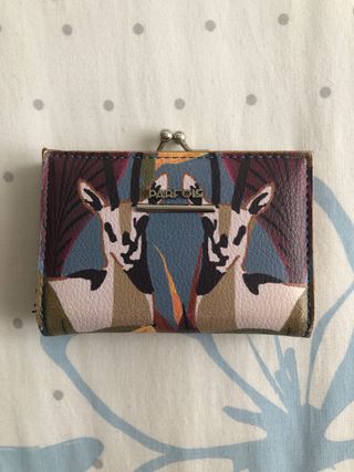 Cartera pequeña Parfois de segunda mano por 5 EUR en Miranda de Ebro en  WALLAPOP