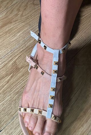 Sandalia Tachuela LODI número 41 de segunda mano por 20 EUR en Simancas en  WALLAPOP