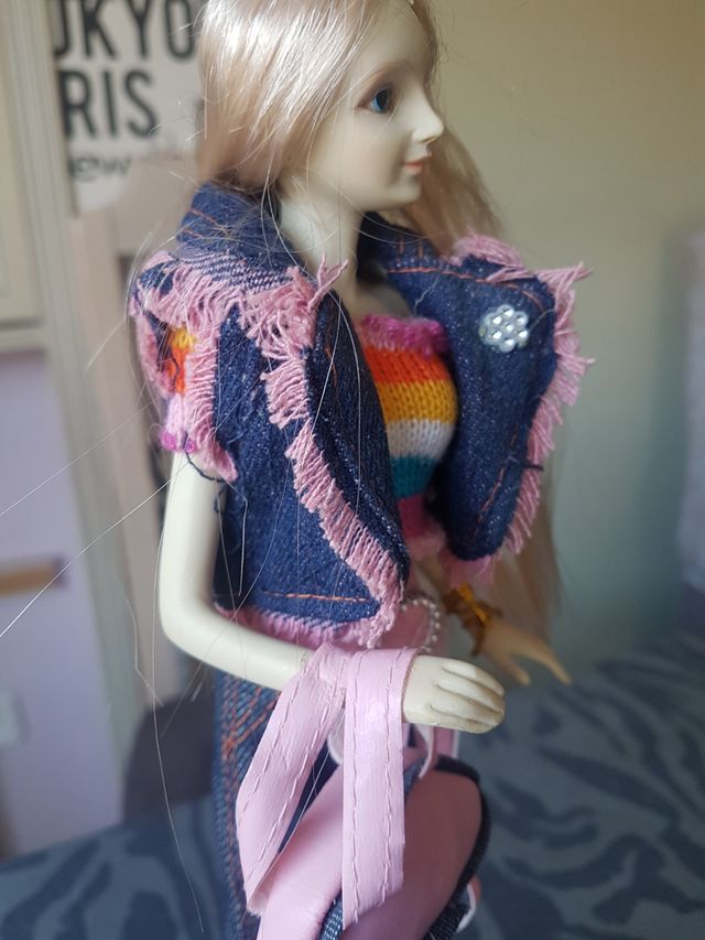 muñeca de porcelana