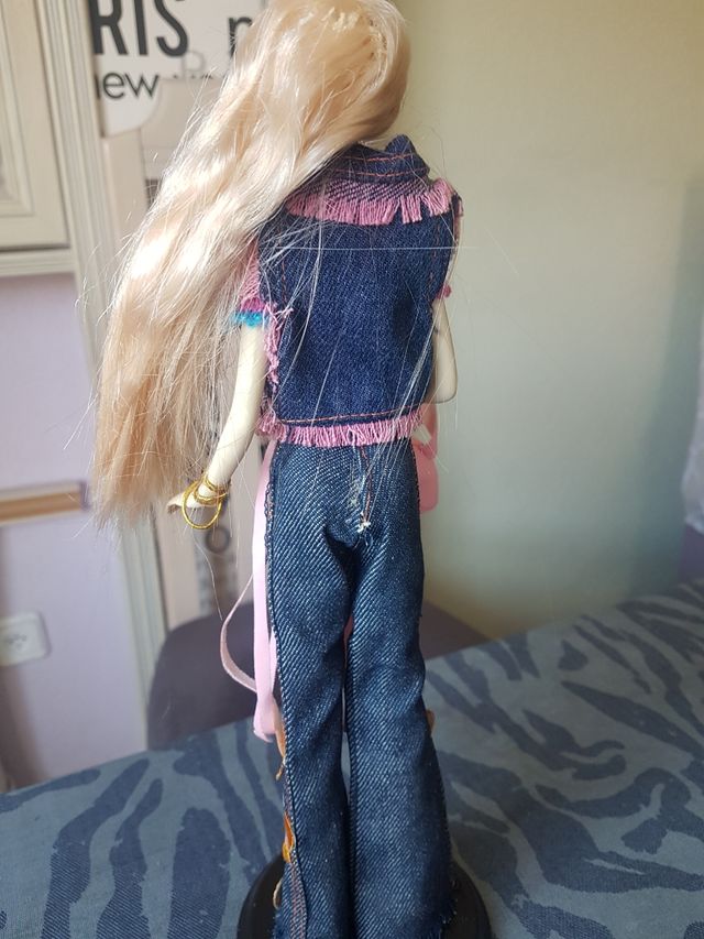 muñeca de porcelana