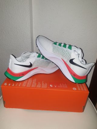 Nike Wmns Air Zoom Pegasus 37 EK Eliud Kipchoge Kenya Women Running  DD9481-100 | Kixify Marketplace