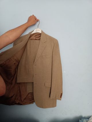 Traje chaqueta caballero Cortefiel talla 52 camel de segunda mano por 29  EUR en Don Benito en WALLAPOP