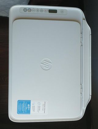 Impresora multifunción HP DeskJet 2710 de segunda mano por 35 EUR en  Valdemanco en WALLAPOP