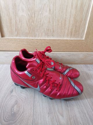 Nike total 90 shift de segunda mano por 60 EUR en O Burgo en WALLAPOP