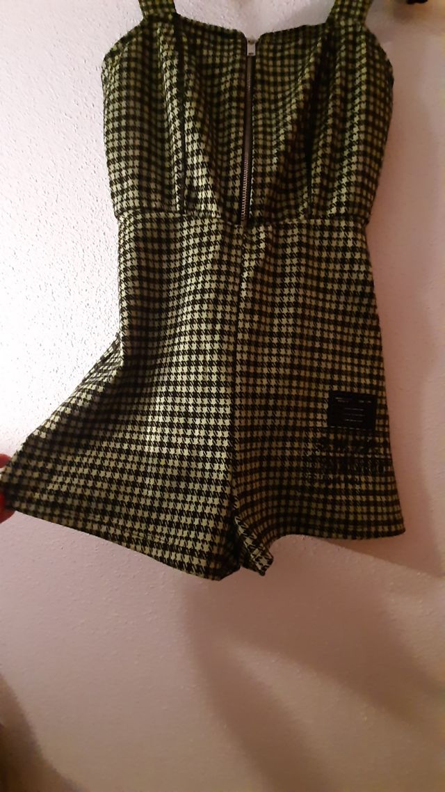 Peto Bershka talla XS