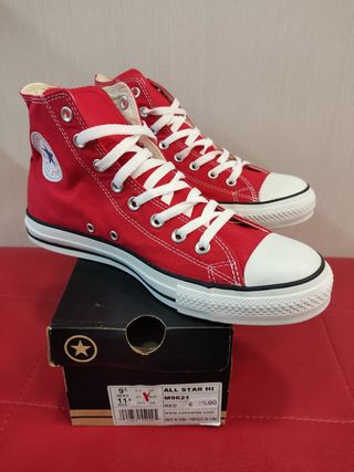 Converse NUEVA talla 43 roja de segunda mano por 55 EUR en Gandía en  WALLAPOP