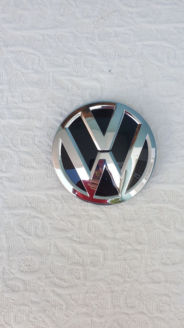 anagrama frontal VW Polo MK5