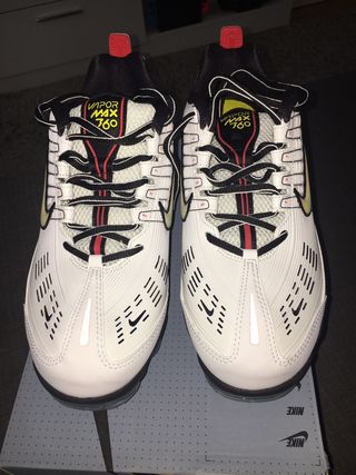 Zapatillas Nike vaporMax 760 de segunda mano por 135 EUR en Valladolid en  WALLAPOP