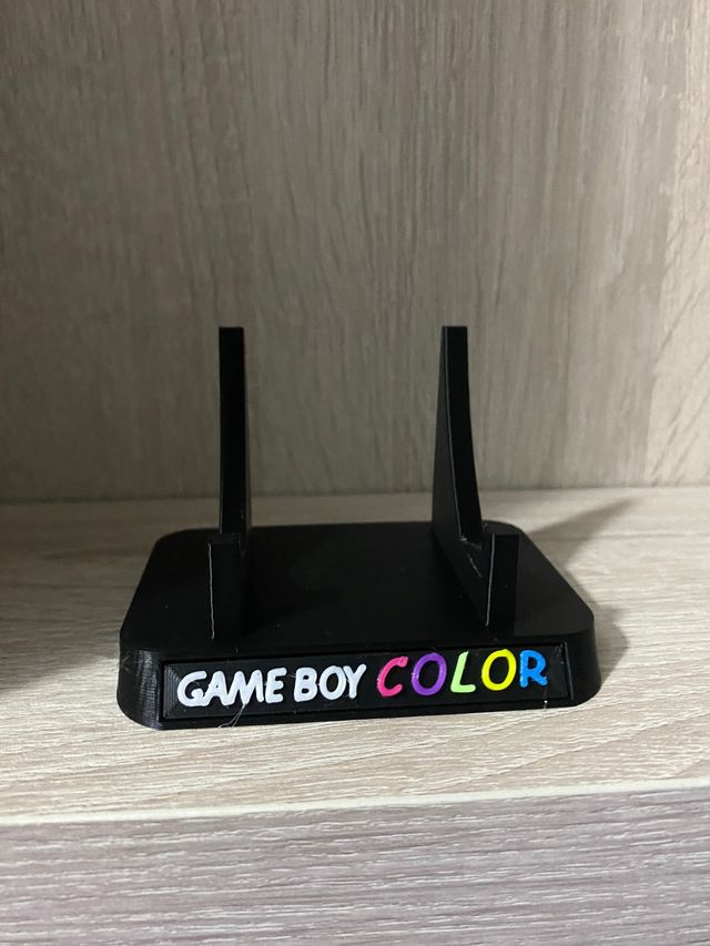 Soporte game boy color.