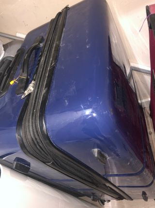 Maleta azul grande de ARTURO CALLE de segunda mano por 90 EUR en Zaragoza  en WALLAPOP