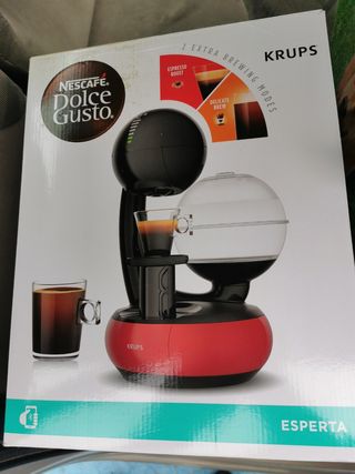 Cafetera Dolce Gusto Esperta de segunda mano por 75 EUR en Madrid en  WALLAPOP
