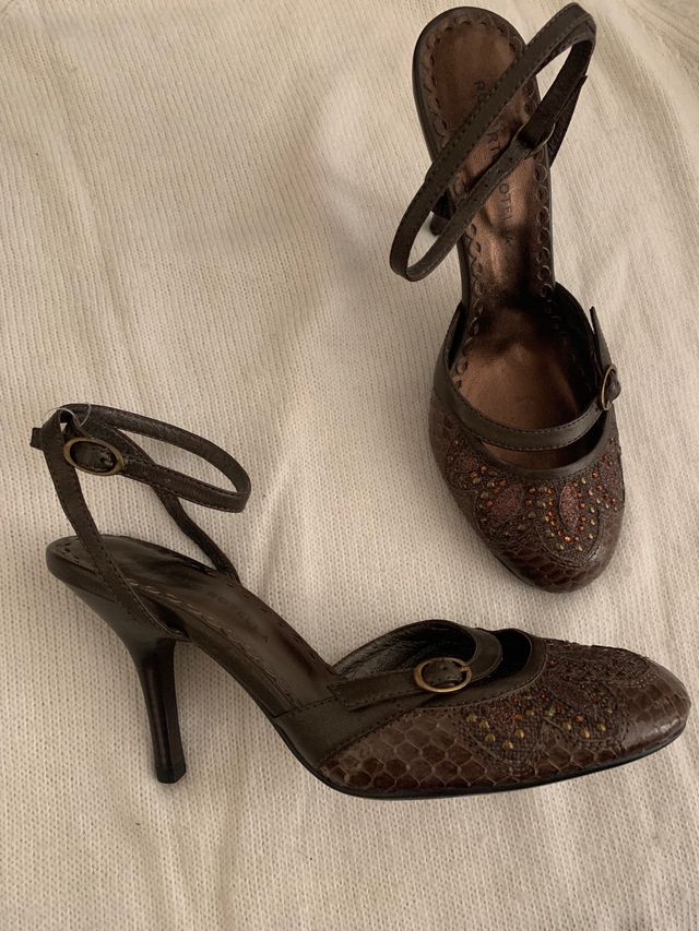 ZAPATOS DE PIEL DE ROBERTO BOTELLA